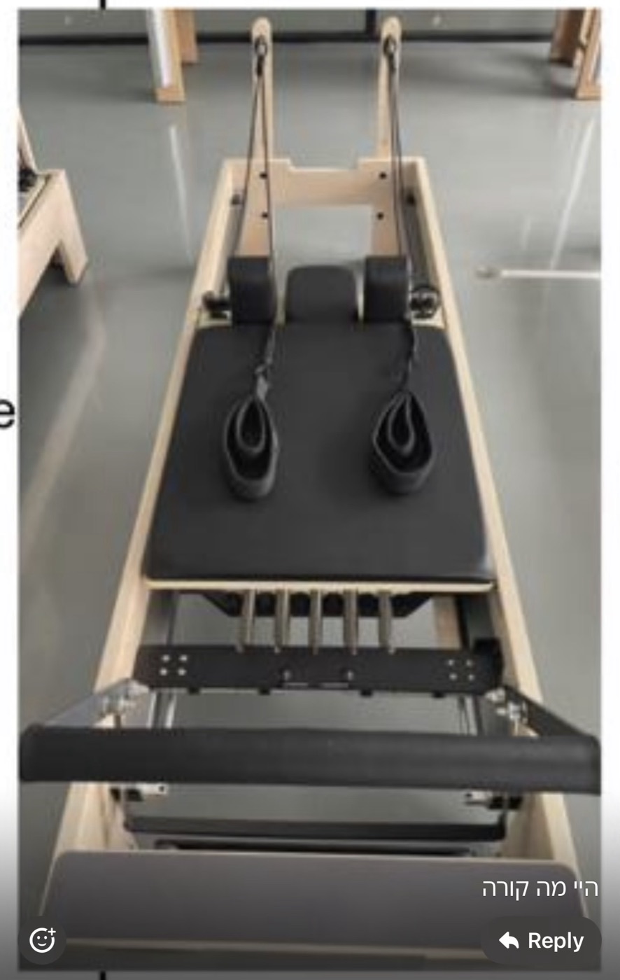 Reformer beds in warm oak